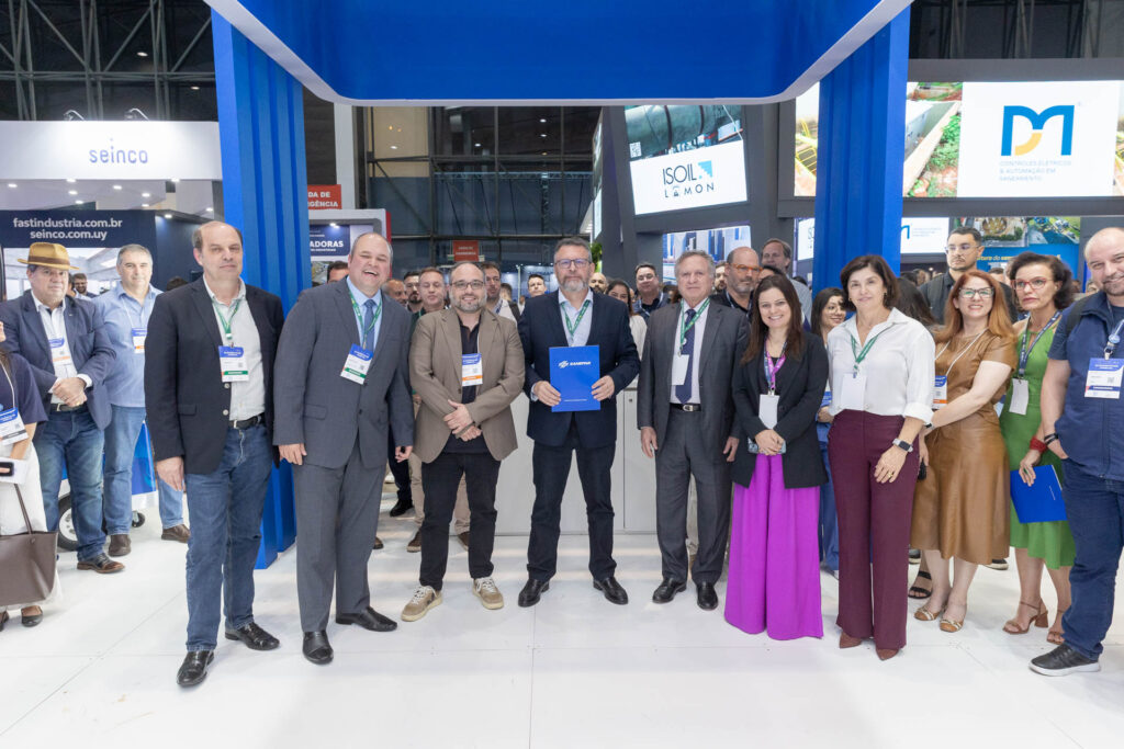 Pessoas em Lançamento do Programa Sanepar Labs