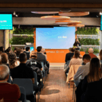 Evento de lançamento do BRDE Labs Paraná 2025, realizado na Innosphera, espaço de eventos da HOTMILK PUCPR
